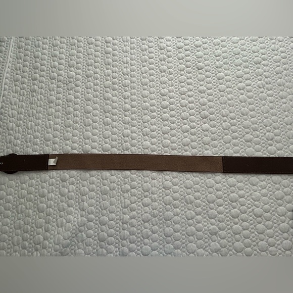 🌸 FINAL SALE PRICE 🌸 Banana Republic Elastic Belt w Genuine Leather Buckle Knot - Picture 7 of 10